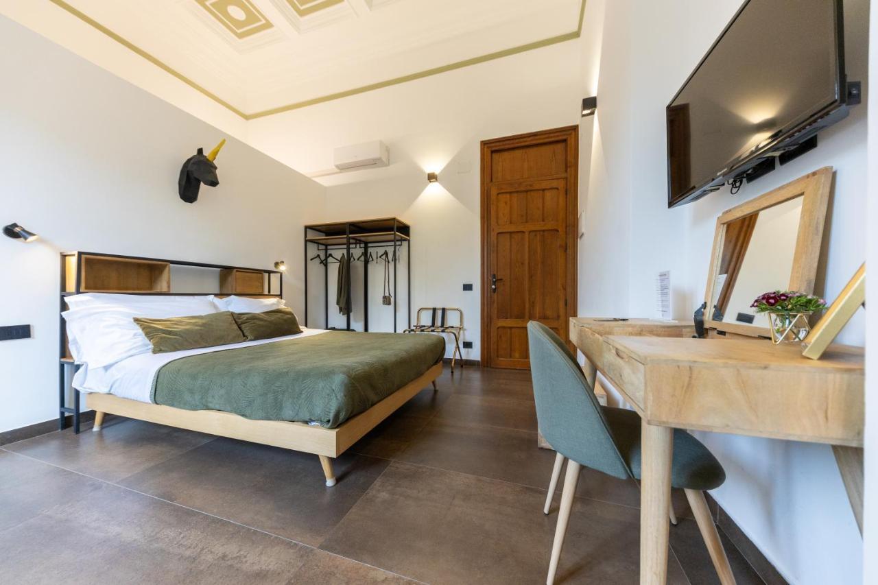 Bohemien Boutique Guesthouse Cefalu Bagian luar foto