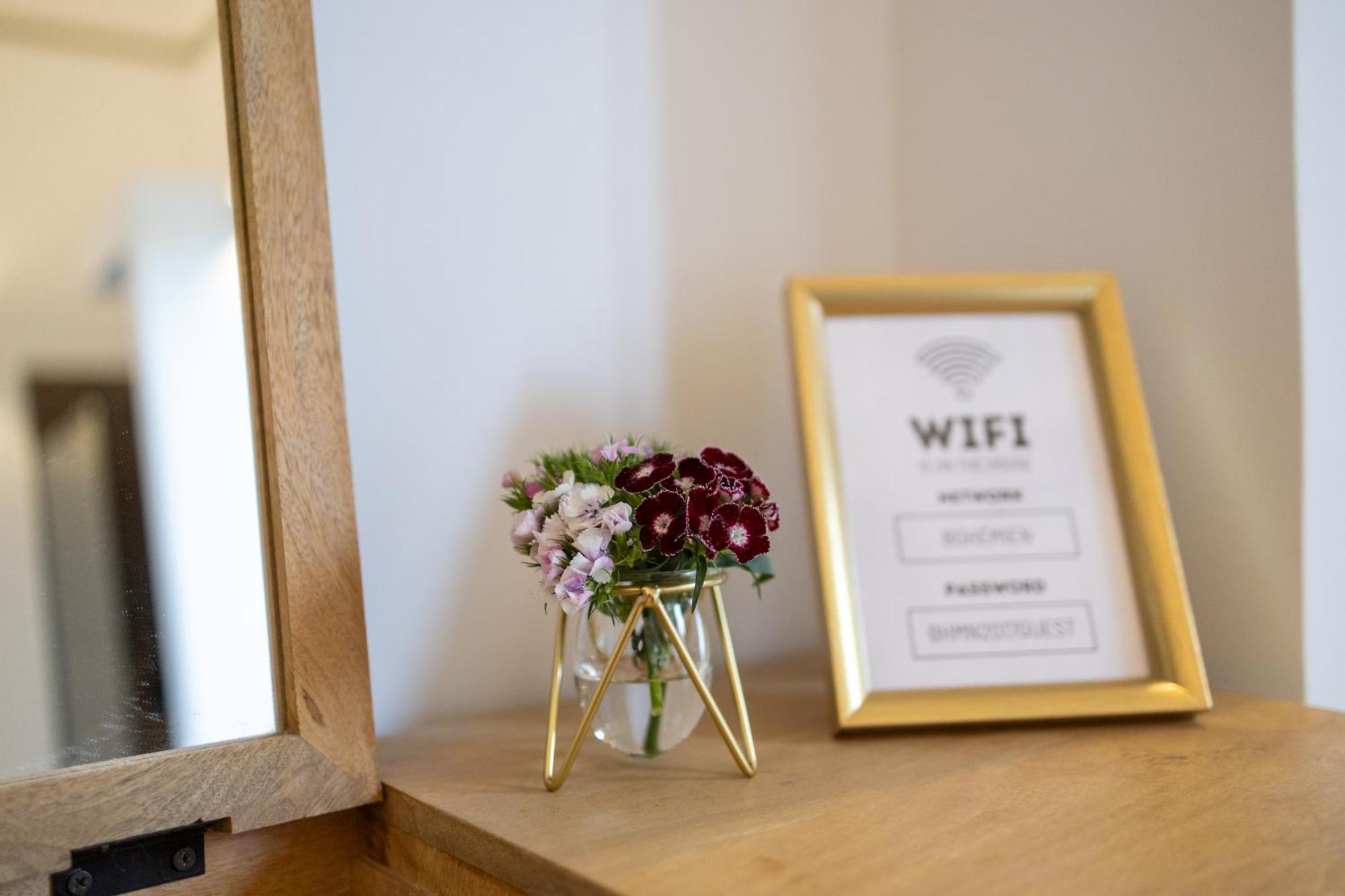 Bohemien Boutique Guesthouse Cefalu Bagian luar foto